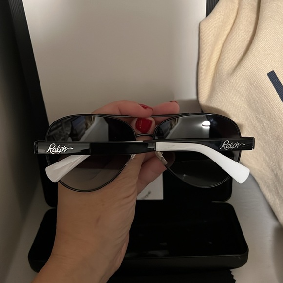 Ralph Lauren Sunglasses - Picture 3 of 14